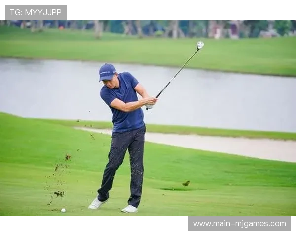 虚拟现实训练与数据分析应用，高尔夫运动迈向智能化